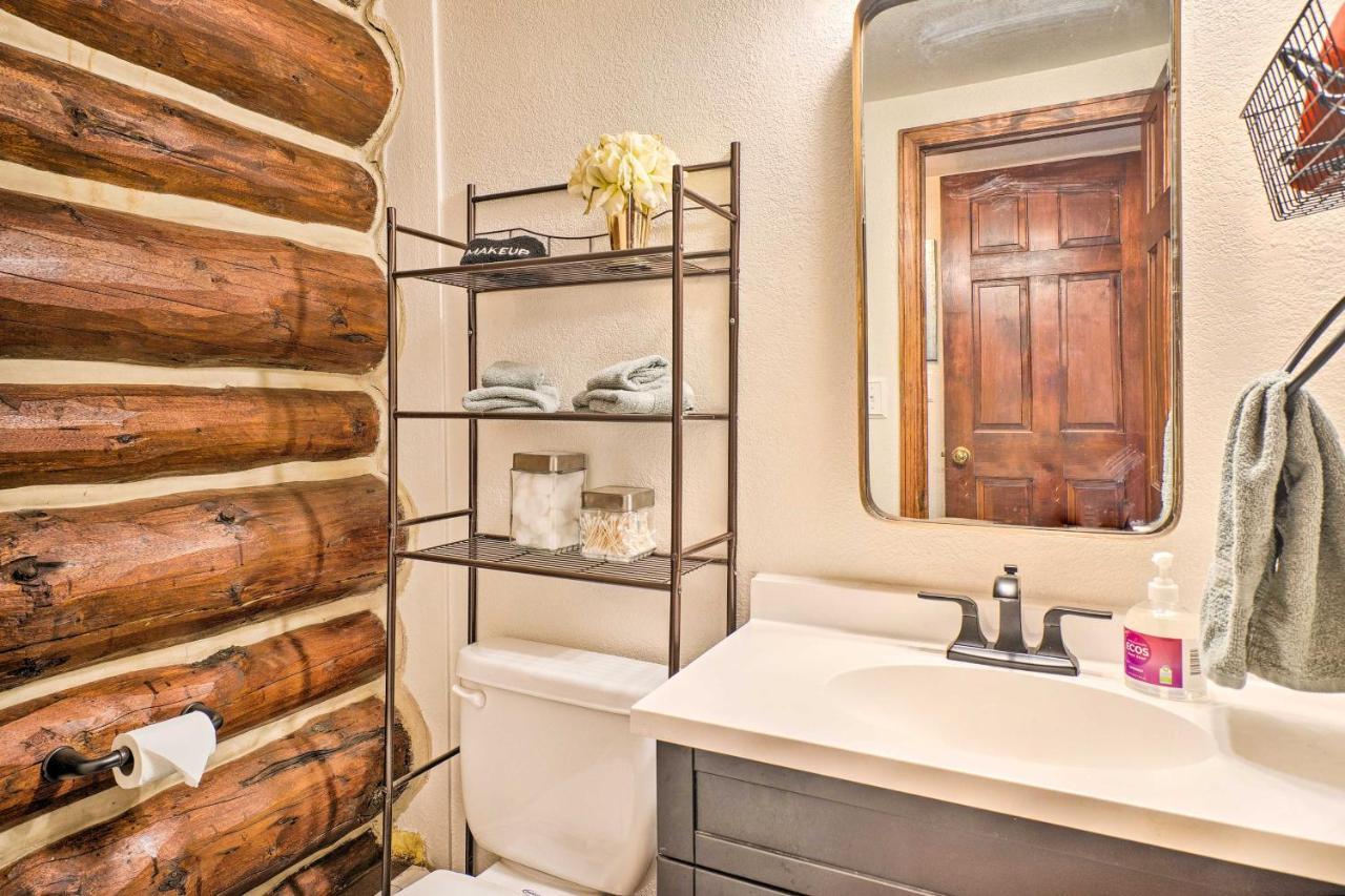 Classic Colorado Log Home With Mountain Views! Florissant Eksteriør billede