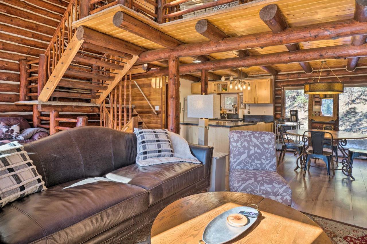Classic Colorado Log Home With Mountain Views! Florissant Eksteriør billede